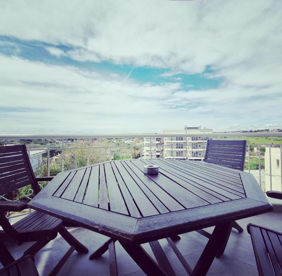 Tararas Apartments Nea Michaniona Exteriér fotografie